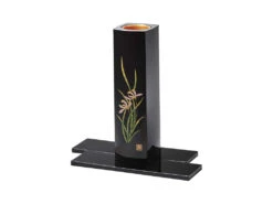 Vase Laqué à Base Carrée « Iris »